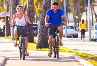 Vá de bike: 5 pontos turísticos de Maceió que você pode conhecer pedalando