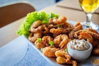 Onde comer camarão em Maceió e região? Confira 5 locais com excelente custo-benefício