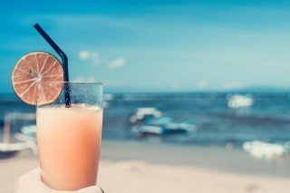 Onde tomar drinques e coquetéis em Maceió? Confira as melhores opções!